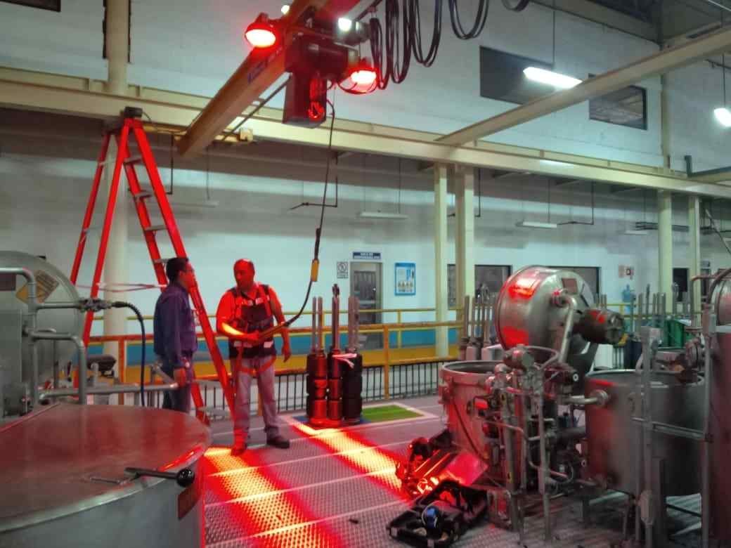 Eot crane safety light